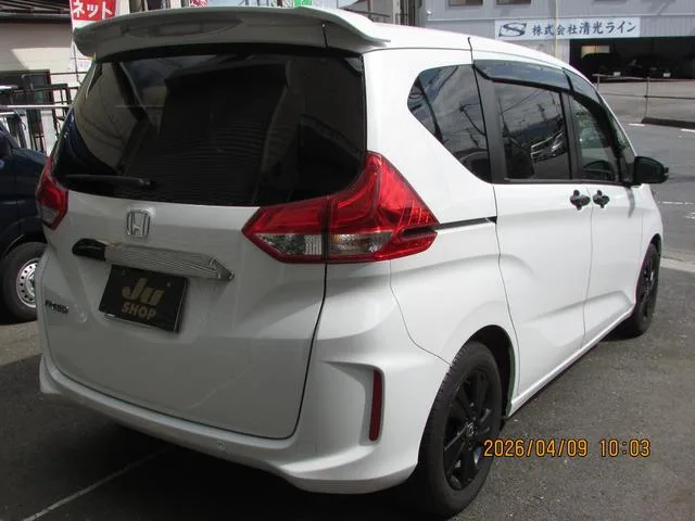 Honda FREED G BLACK STYLE 2022 — миниатюра 3
