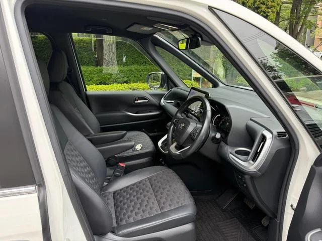 Toyota VOXY S-Z 2023 — миниатюра 4