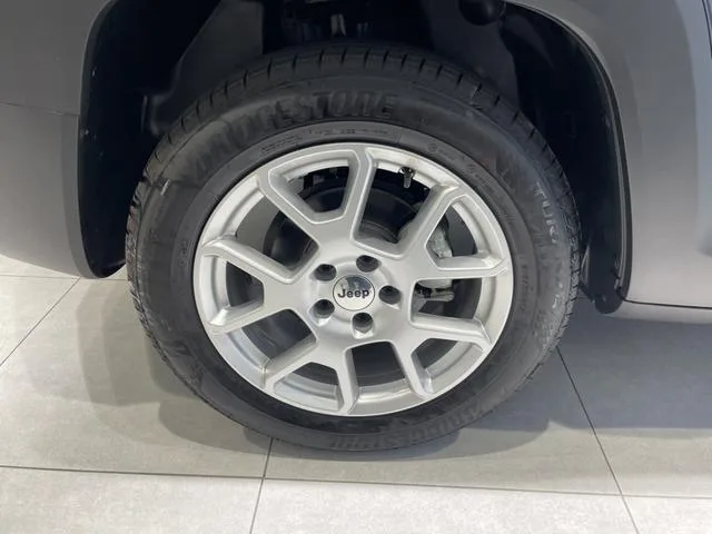 Chrysler Jeep JEEP RENEGADE ALTITUDE E-HYBRID 2025 — миниатюра 4