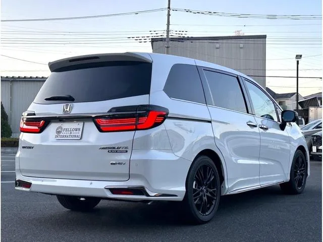 Honda ODYSSEY HYBRID e:HEV ABSOLUTE EX BLACK EDITION 2025 — миниатюра 3