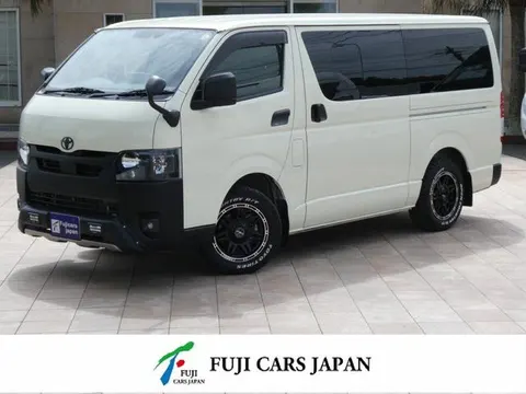Toyota HIACE VAN 2022 купить в Москве