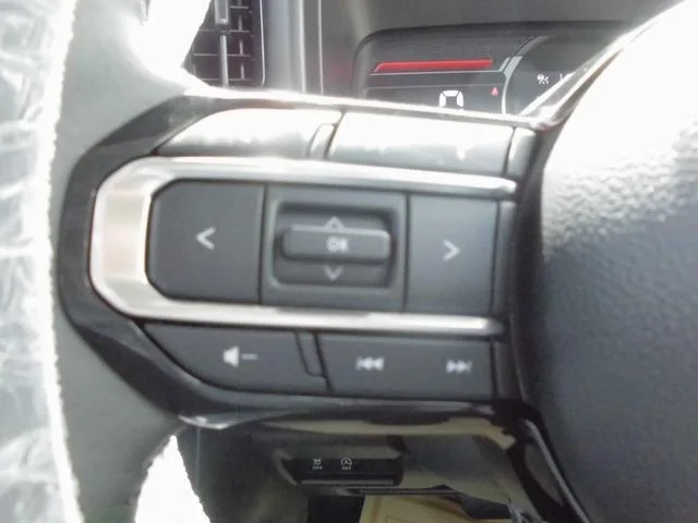 Suzuki SPACIA GEAR HYBRID XZ TURBO 2025 — миниатюра 5