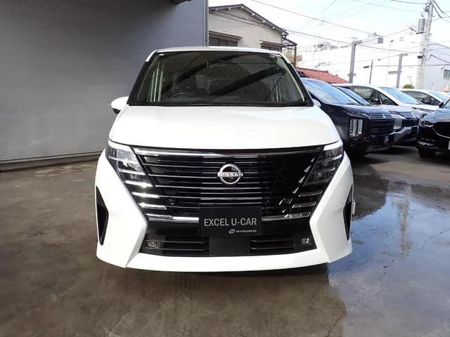 Nissan SERENA E-POWER HIGHWAY STAR V 2023 — миниатюра 5