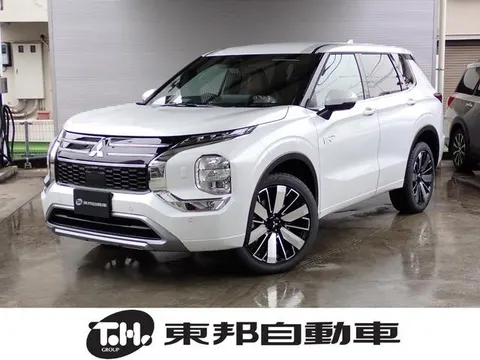 Mitsubishi OUTLANDER PHEV 2026 купить в Москве