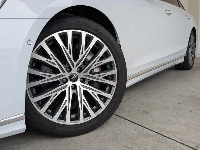 Audi A8 55TFSI QUATTRO 2022 — миниатюра 2