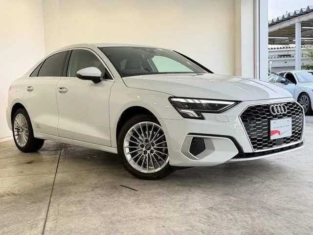 Audi A3 SEDAN 30 TFSI ADVANCED 2023 — миниатюра 2