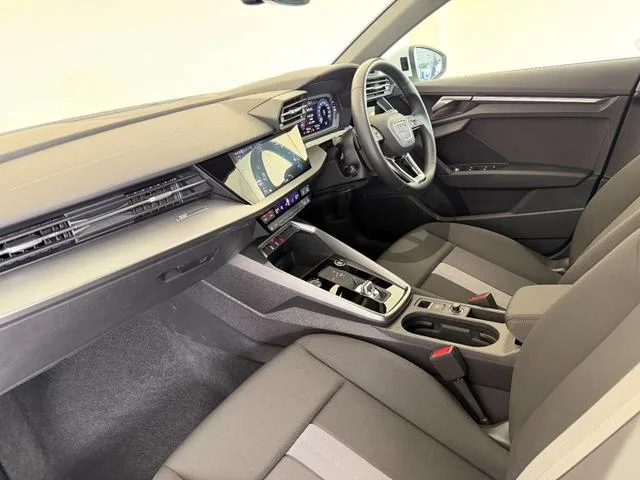 Audi A3 SEDAN 30 TFSI ADVANCED 2023 — миниатюра 5
