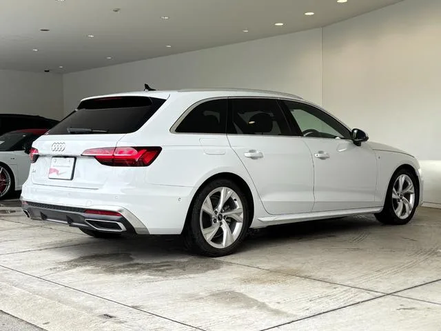 Audi A4 AVANT 35 TDI S-LINE 2024 — миниатюра 4