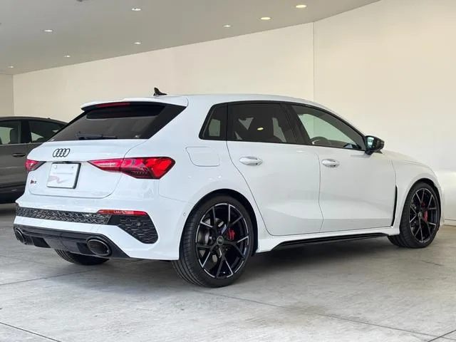 Audi RS3 SPORTBACK BASE GRADE 2024 — миниатюра 5