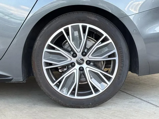 Audi A5 TFSI 110KW S LINE PACKAGE 2025 — миниатюра 3