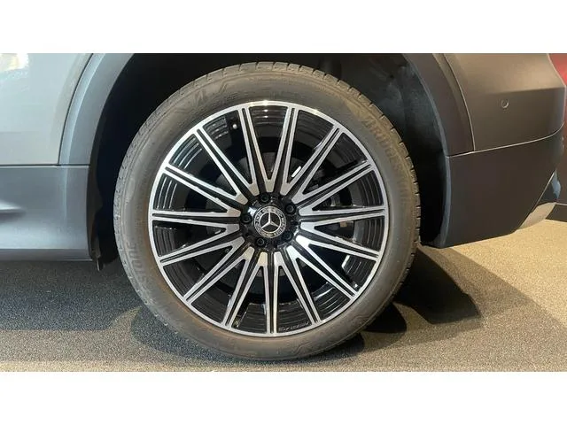 Mercedes-Benz GLB GLB200D 4MATIC AMG LINE PACKAGE 2024 — миниатюра 2