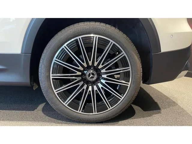 Mercedes-Benz GLB GLB200D 4MATIC AMG LINE PACKAGE 2025 — миниатюра 2