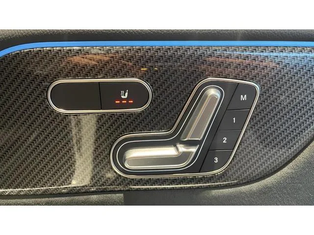 Mercedes-Benz GLB GLB200D 4MATIC AMG LINE PACKAGE 2025 — миниатюра 3