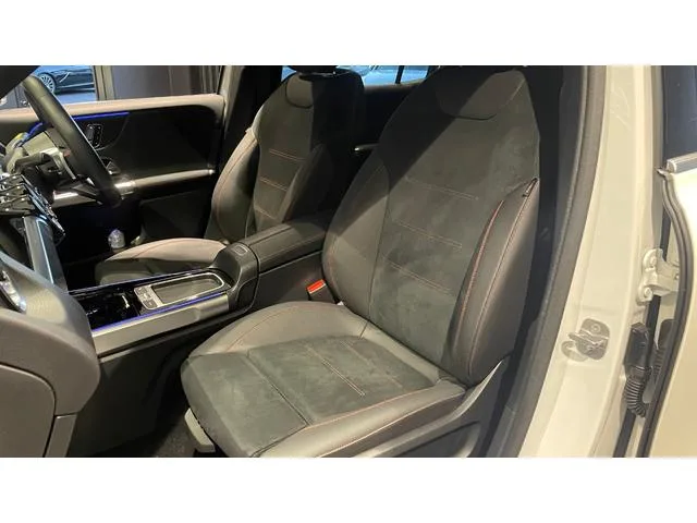 Mercedes-Benz GLB GLB200D 4MATIC AMG LINE PACKAGE 2025 — миниатюра 4