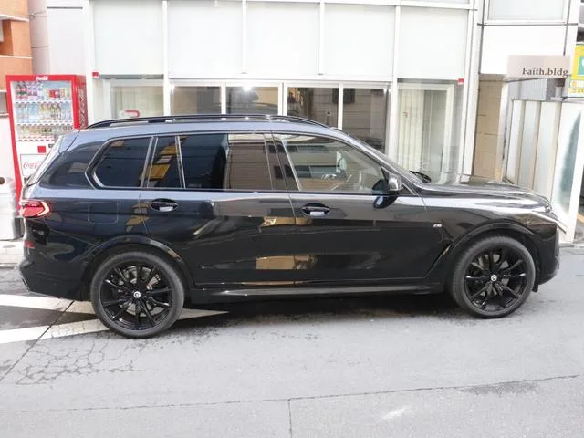 BMW X7 X DRIVE 40D M SPORT 2023 — миниатюра 2
