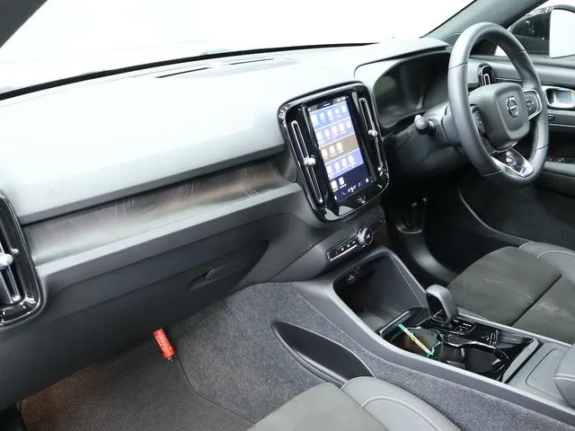 Volvo XC40 RECHARGE RECHARGE ULTIMATE TWIN MOTOR 2023 — миниатюра 5