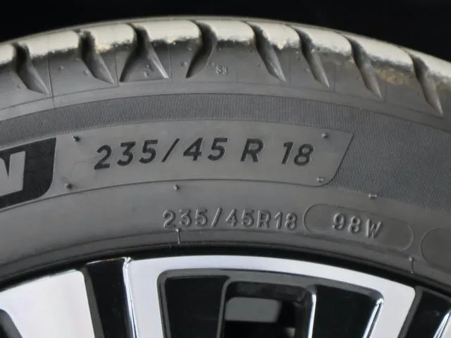 Volvo V60 ULTIMATE B4 2024 — миниатюра 2