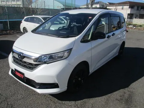 Honda FREED HYBRID 2023 buy in Moscow
