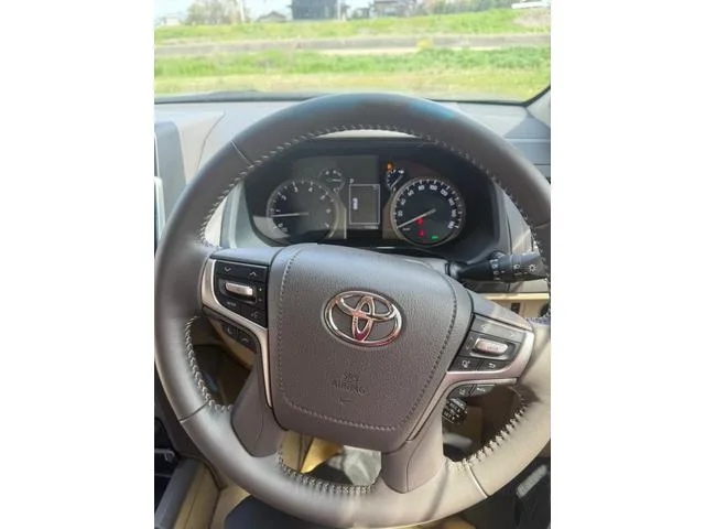 Toyota Land Cruiser Prado TX L PACKAGE 2022 — миниатюра 4