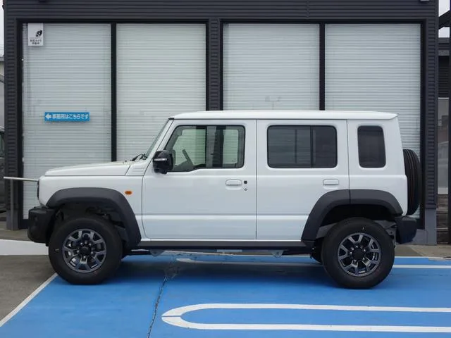 Suzuki JIMNY NOMADE FC 2026 — миниатюра 2