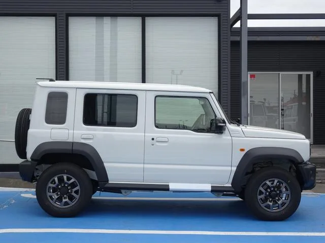 Suzuki JIMNY NOMADE FC 2026 — миниатюра 3