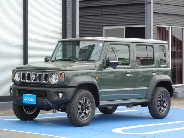 Suzuki JIMNY NOMADE FC 2026 — фото 1, купить с доставкой в Москву
