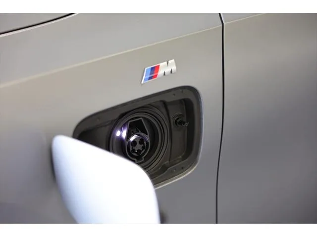 BMW i5 M60 X DRIVE TOURING 2024 — миниатюра 5