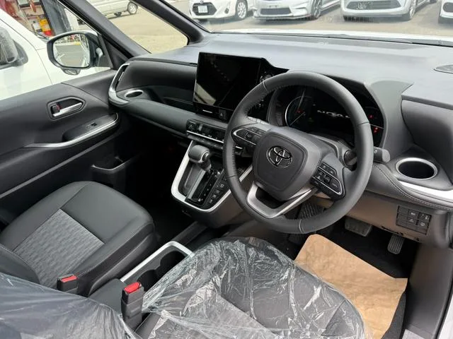 Toyota NOAH HYBRID S-Z 2026 — миниатюра 4