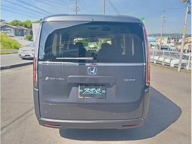 Honda STEPWAGON E:HEV AIR EX 2025 — миниатюра 3