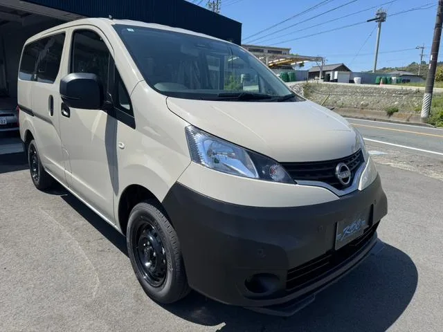 Nissan NV200 VANETTE VAN GX OUTDOOR BLACK EDITION 2026 — миниатюра 2