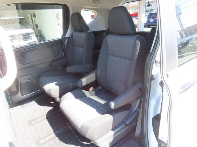 Honda FREED HYBRID HYBRID G BLACK STYLE 2023 — миниатюра 4