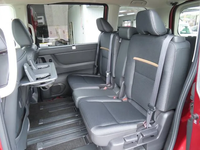 Nissan SERENA HIGHWAY STAR V 2023 — миниатюра 4