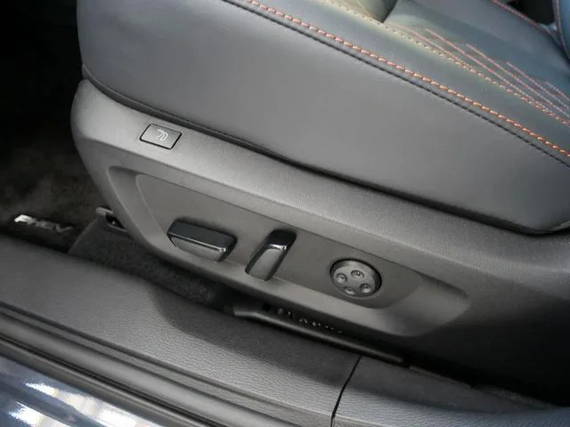 Mitsubishi OUTLANDER PHEV P 2024 — миниатюра 4