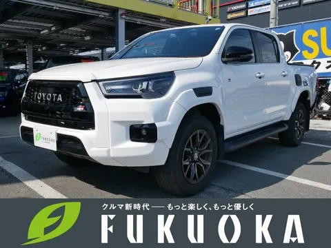 Toyota Hilux 2023 buy in Moscow