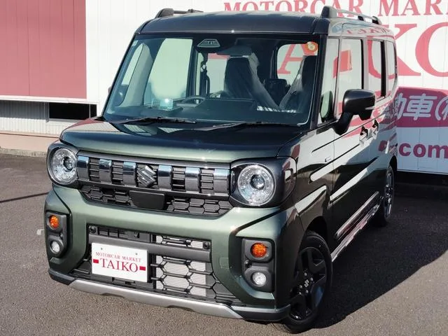 Suzuki SPACIA GEAR HYBRID XZ 2026 — фото 1, купить с доставкой в Москву