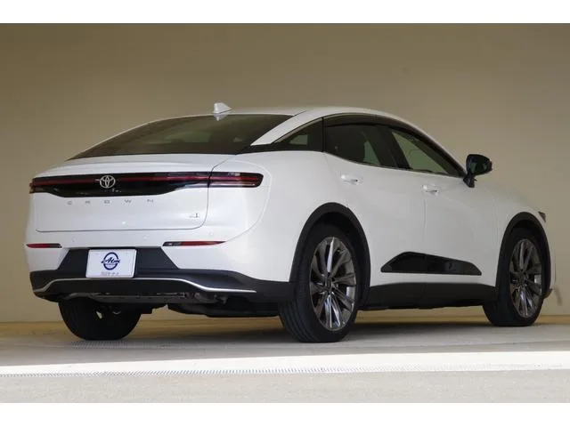 Toyota CROWN CROSSOVER G ADVANCED LEATHER PACKAGE 2024 — миниатюра 4