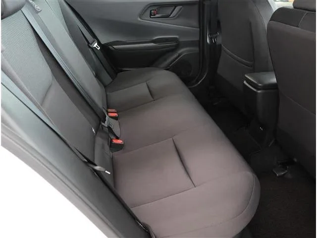 Toyota PRIUS X 2023 — миниатюра 4