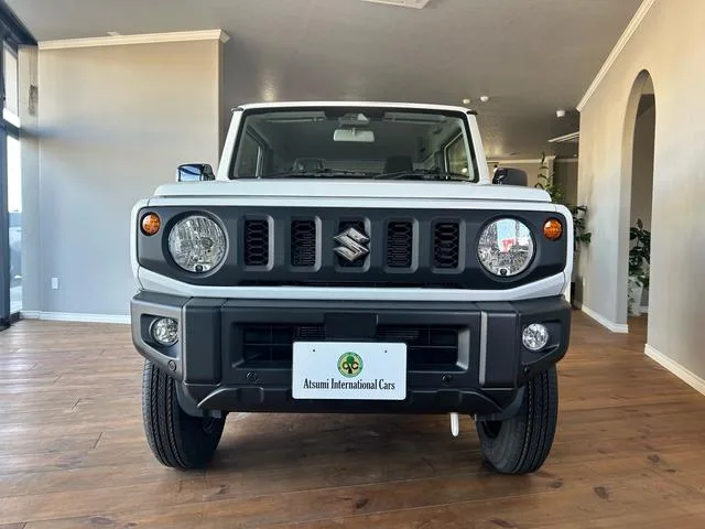Suzuki JIMNY XL 2025 — фото 1, купить с доставкой в Москву