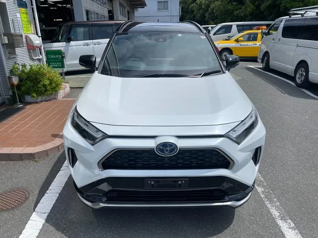 Toyota RAV4 PHV Z 2023 — миниатюра 2