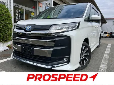 Toyota NOAH 2024 buy in Moscow
