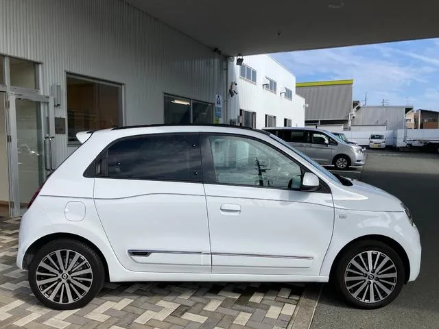 Renault TWINGO INTENS CANVAS TOP 2022 — миниатюра 4