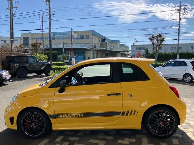 Abarth ABARTH 595 COMPETIZIONE 2022 — миниатюра 3