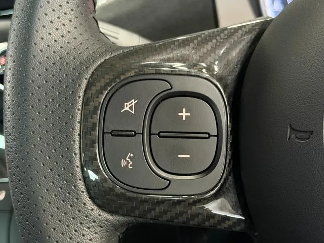 Abarth ABARTH 695 ESSEESSE BASE GRADE 2022 — миниатюра 5