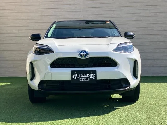 Toyota YARIS CROSS HYBRID Z 2022 — миниатюра 2