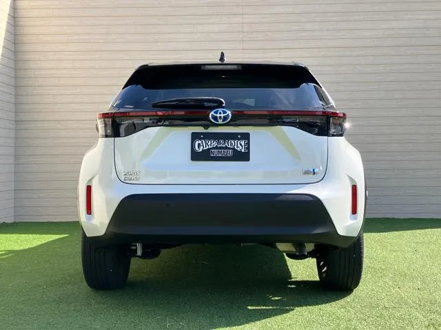 Toyota YARIS CROSS HYBRID Z 2022 — миниатюра 3