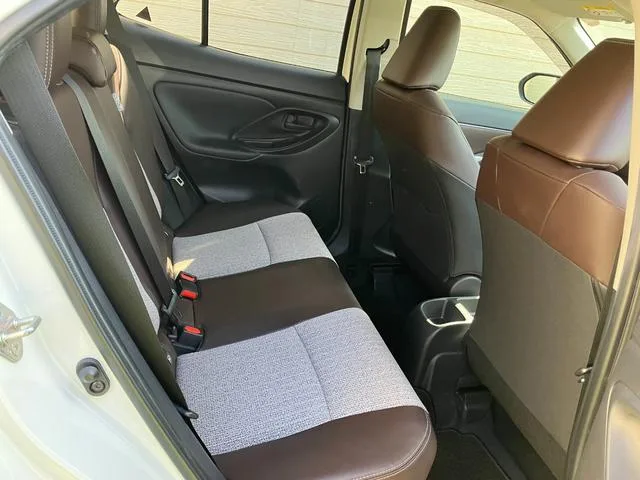 Toyota YARIS CROSS HYBRID Z 2022 — миниатюра 5