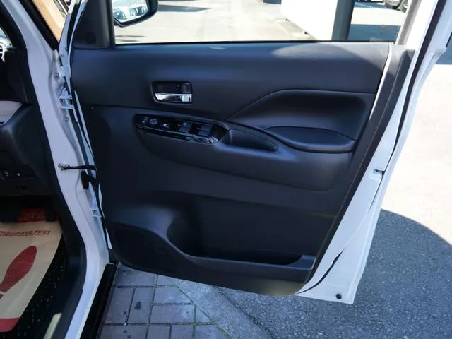 Mitsubishi DELICA MINI T PREMIUM 2024 — миниатюра 3