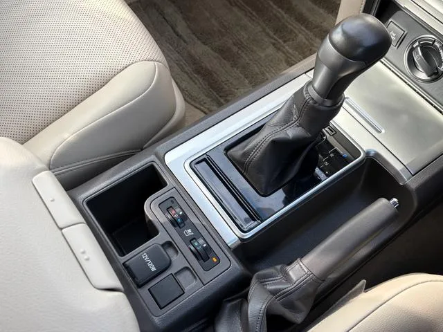 Toyota Land Cruiser Prado TX L PACKAGE MATT BLACK EDITION 2024 — миниатюра 5