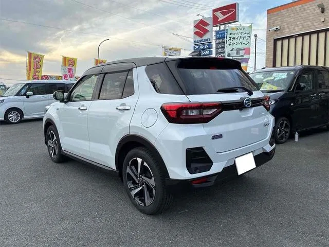 Daihatsu Rocky PREMIUM G HEV 2022 — миниатюра 2