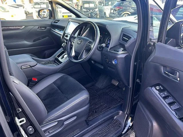 Toyota ALPHARD HYBRID S TYPE GOLD III 2022 — миниатюра 4